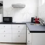 Cosy Parisian Apartment Near Canal De Lourcq & Metro 1Br