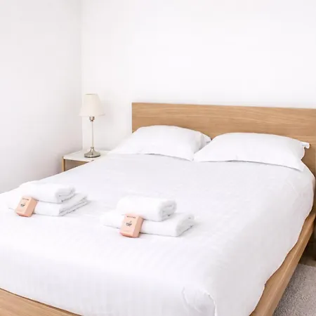 Cosy Parisian Near Canal De Lourcq & Metro 1br Parigi